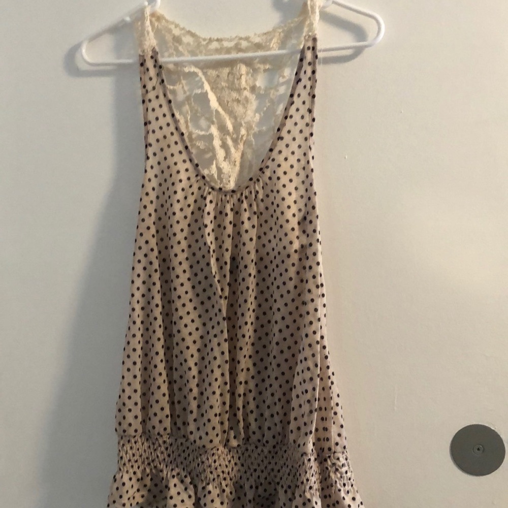 Open back, top
